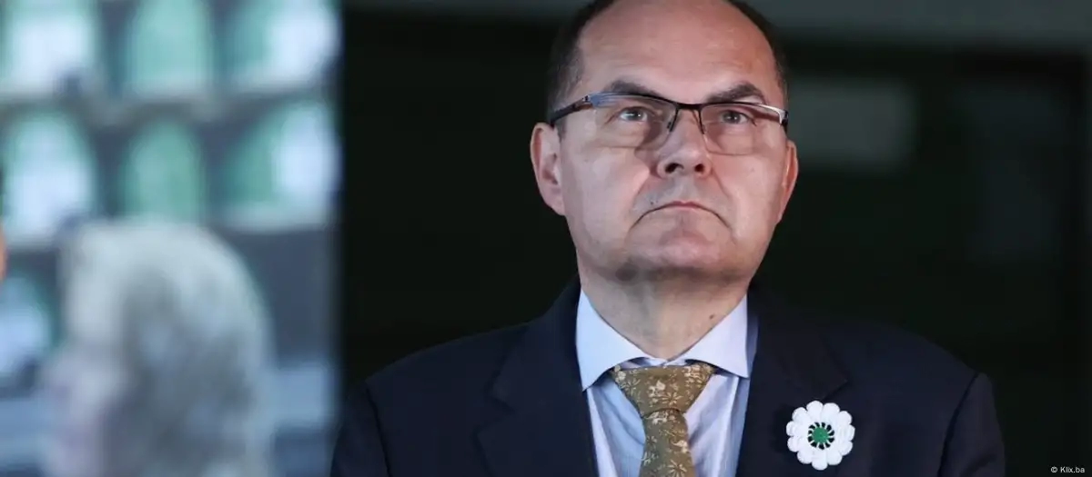 Trojka protiv Dodika: Hoće li Schmidt reagirati?